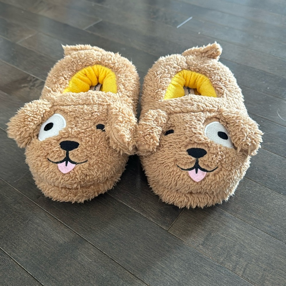 Boys Dearfoams Brown Dog Slippers, US 2-3